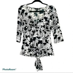 BCBGMaxAzria Black & White Flower Tie Top
